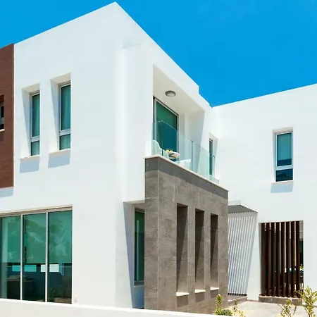 Villa Rosaleen *